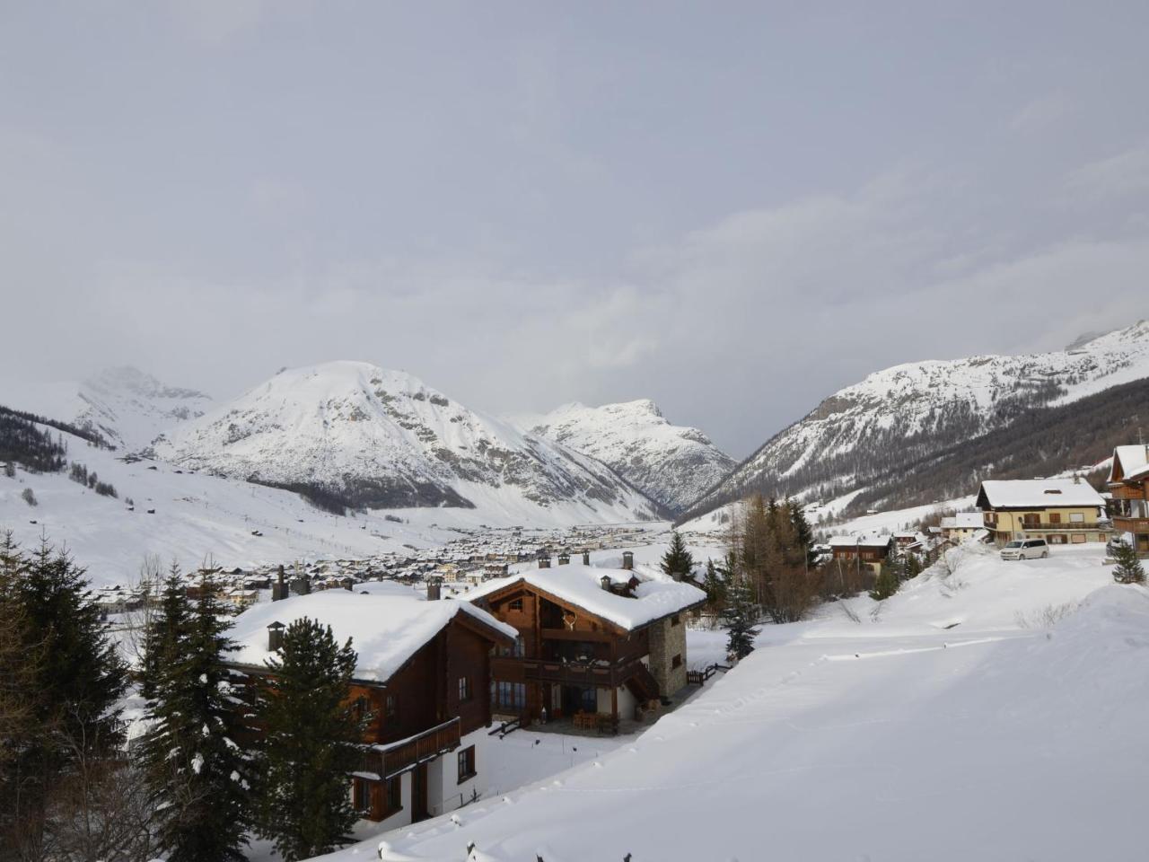 Tranquil Holiday Home In Livigno Italy Near Ski Area Εξωτερικό φωτογραφία